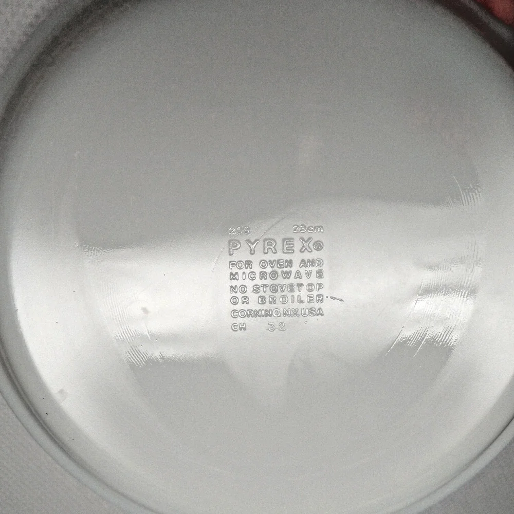 Pyrex 209 Pie Plate Vintage Bakeware White 9 Inch Milk Glass Baking Dish